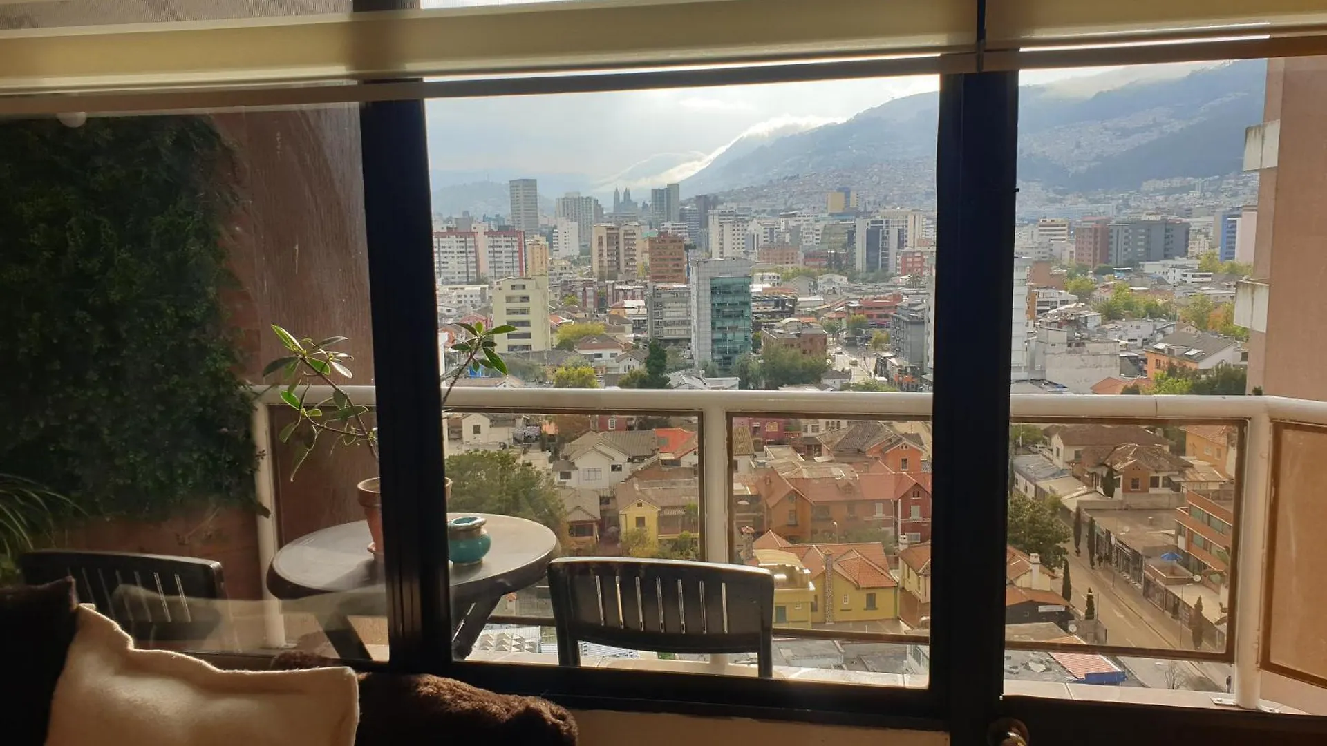 French Suite Cordero Quito 0*,